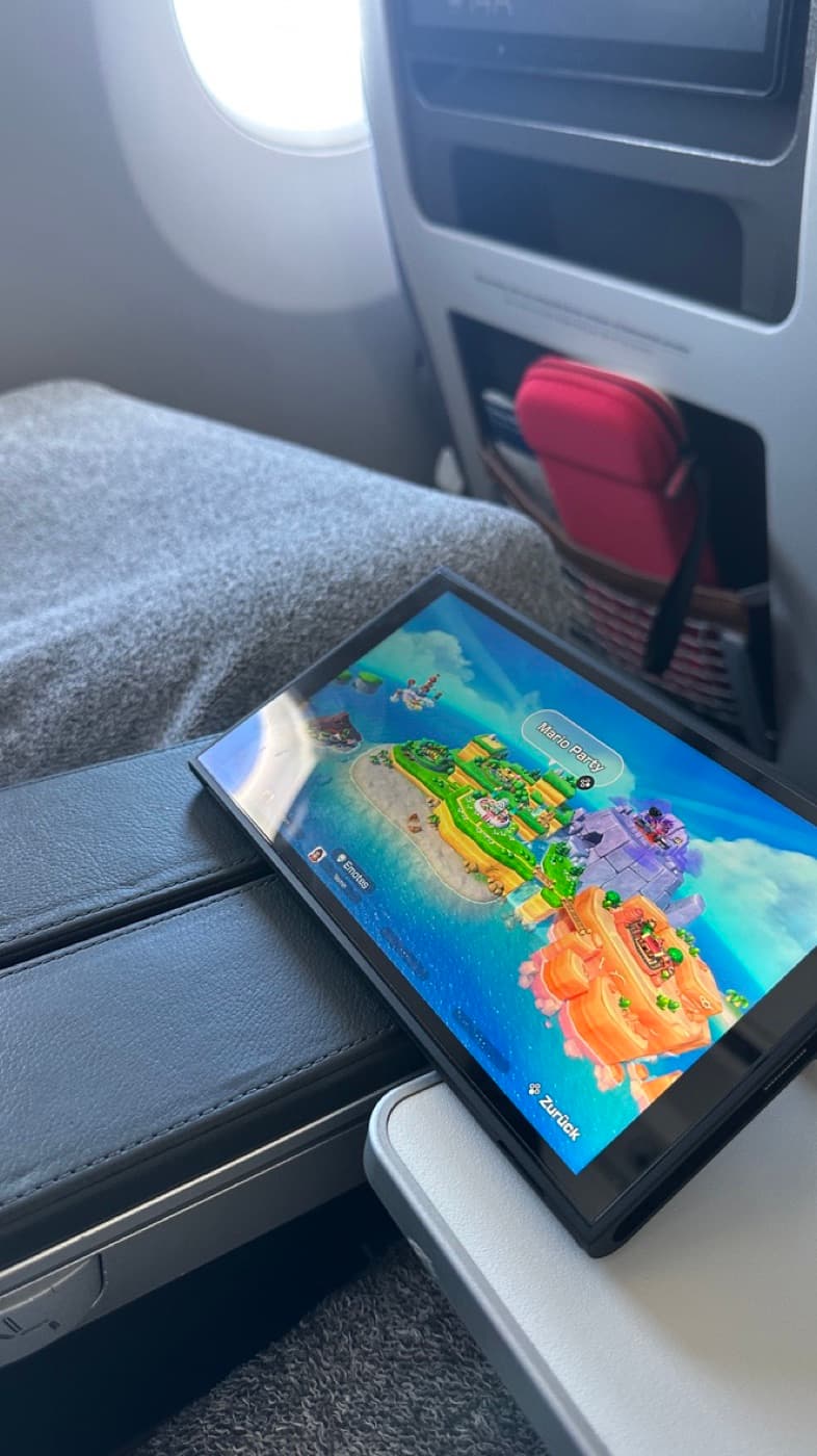 Nintendo Switch als Zeitvertreib auf dem Langstreckenflug