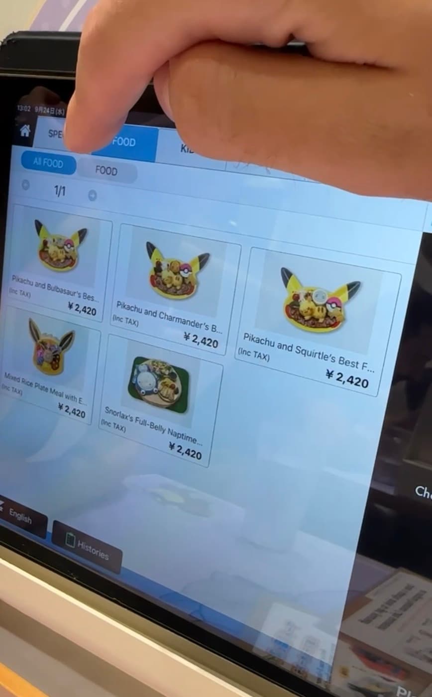 iPad-Bestell-Tablet im Pokémon Café Tokio